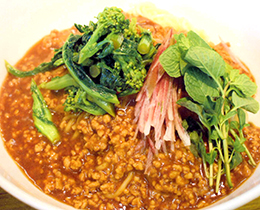 ホタテソースを使ったチャイニーズミートソース